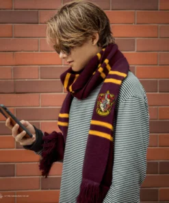 Alternative view of Deluxe Gryffindor Scarf