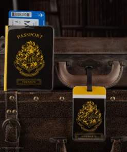 Alternative view of Tag + Passport cover Set - Hogwarts
